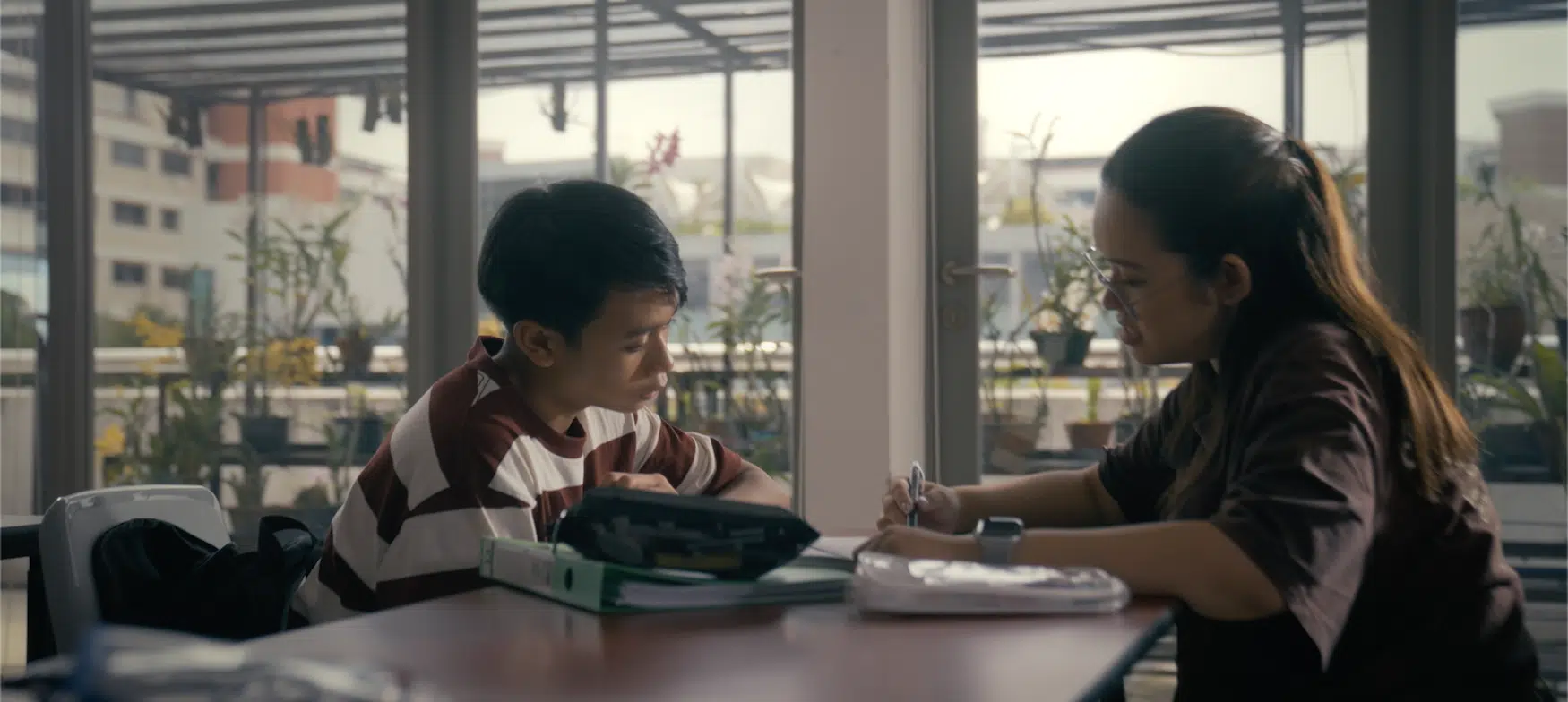 MCCY-x-Mediacorp-SGCares | Weave